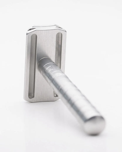 The Henson Razor